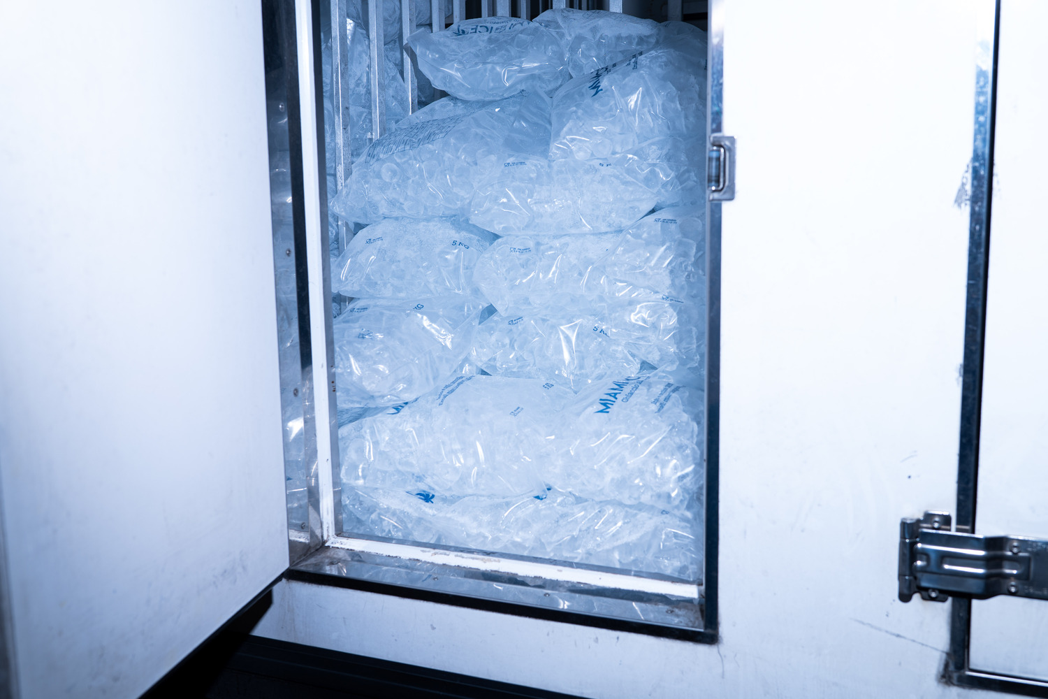 Produzione e servizio Miami Ice